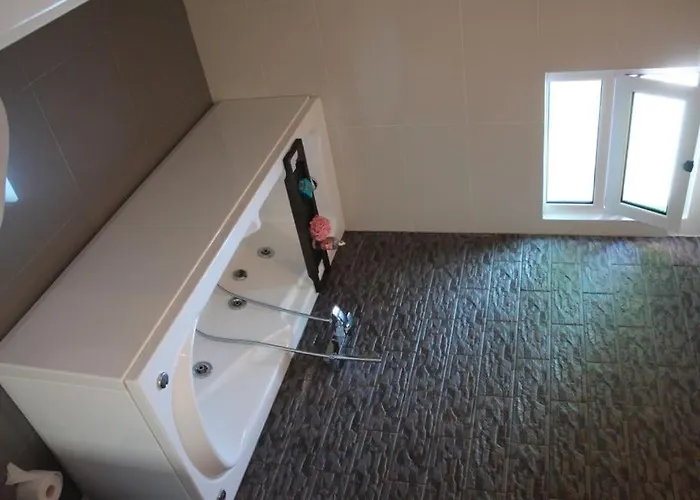 Quinta Do Brasil Campsite Arco da Calheta (Madeira)